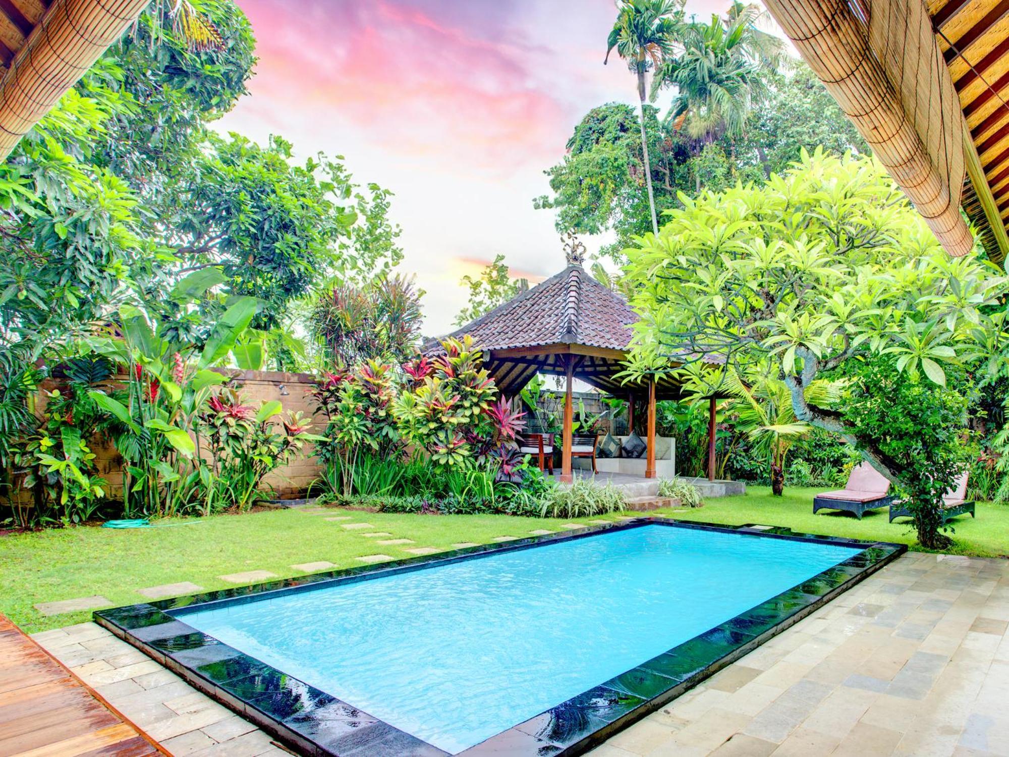 Villa Taman Rahasia, Sitara Villa Group Семиняк Екстериор снимка