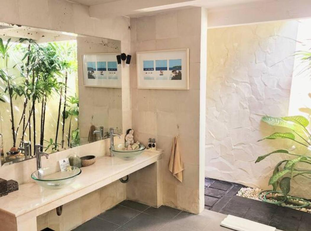Villa Taman Rahasia, Sitara Villa Group Семиняк Екстериор снимка