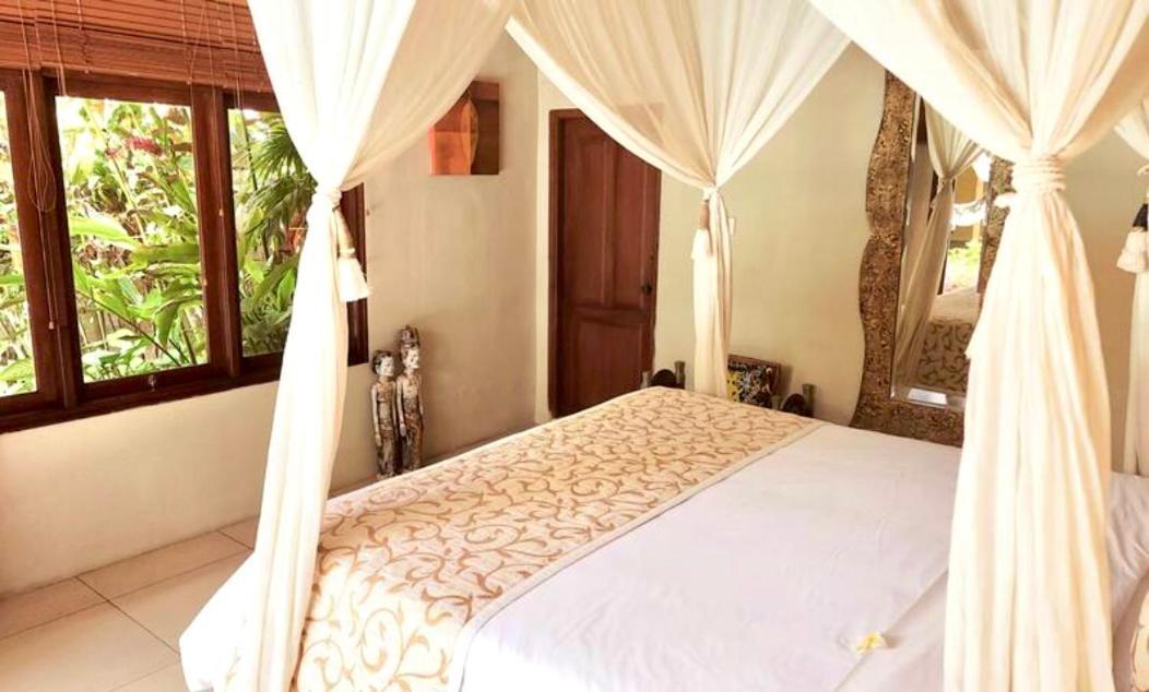 Villa Taman Rahasia, Sitara Villa Group Семиняк Екстериор снимка