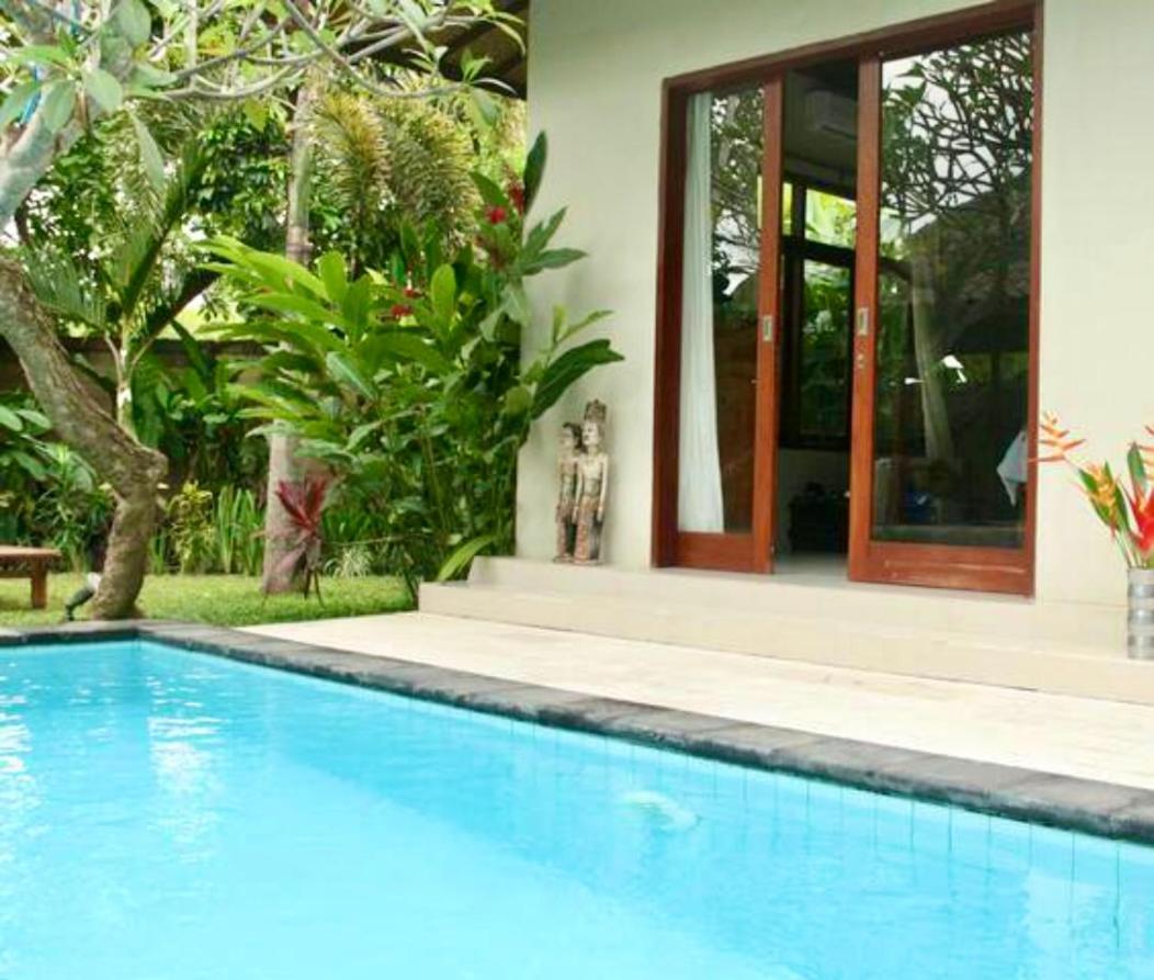 Villa Taman Rahasia, Sitara Villa Group Семиняк Екстериор снимка